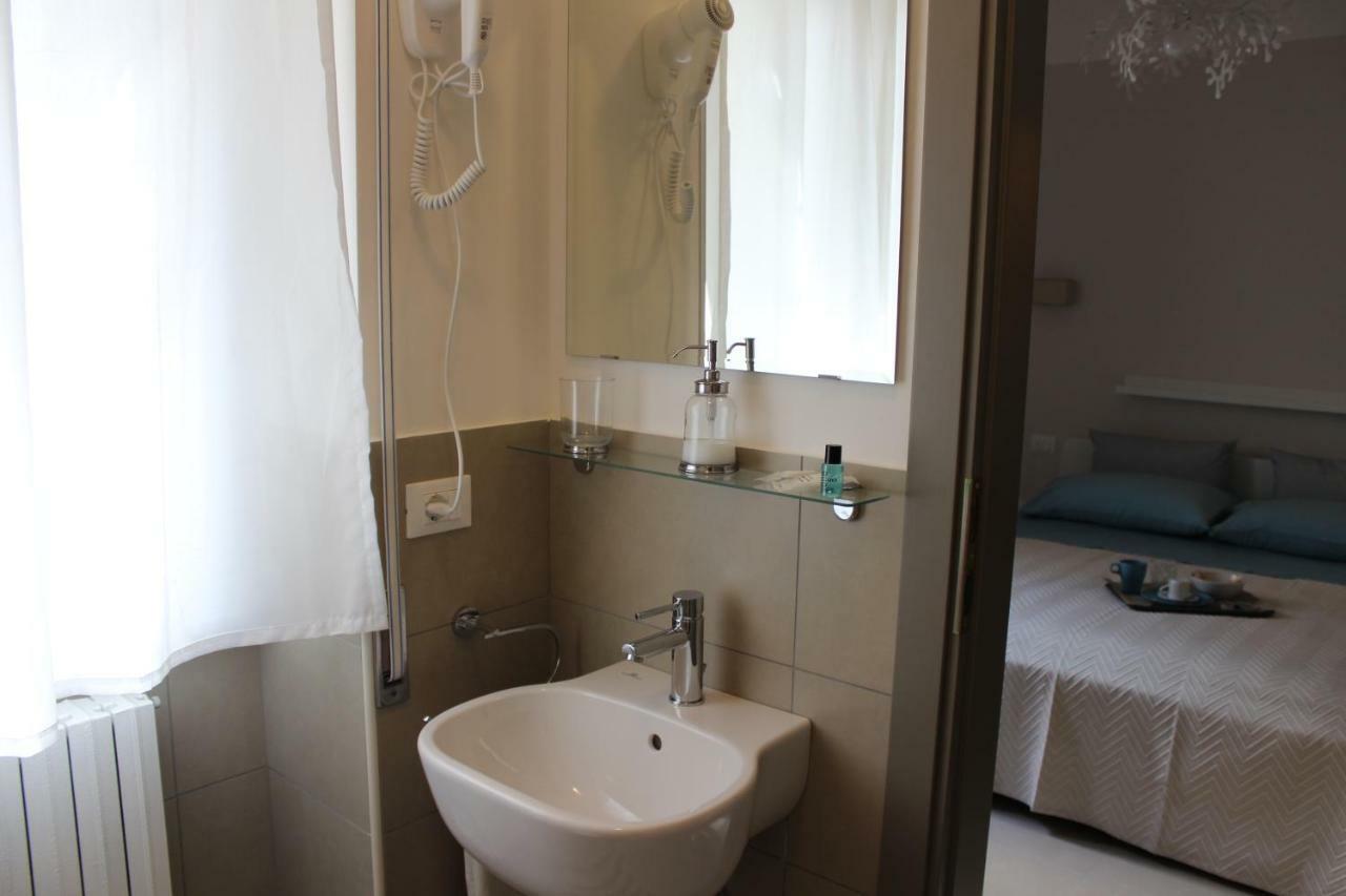 SulMare Alba Adriatica Bed & Breakfast Exterior foto